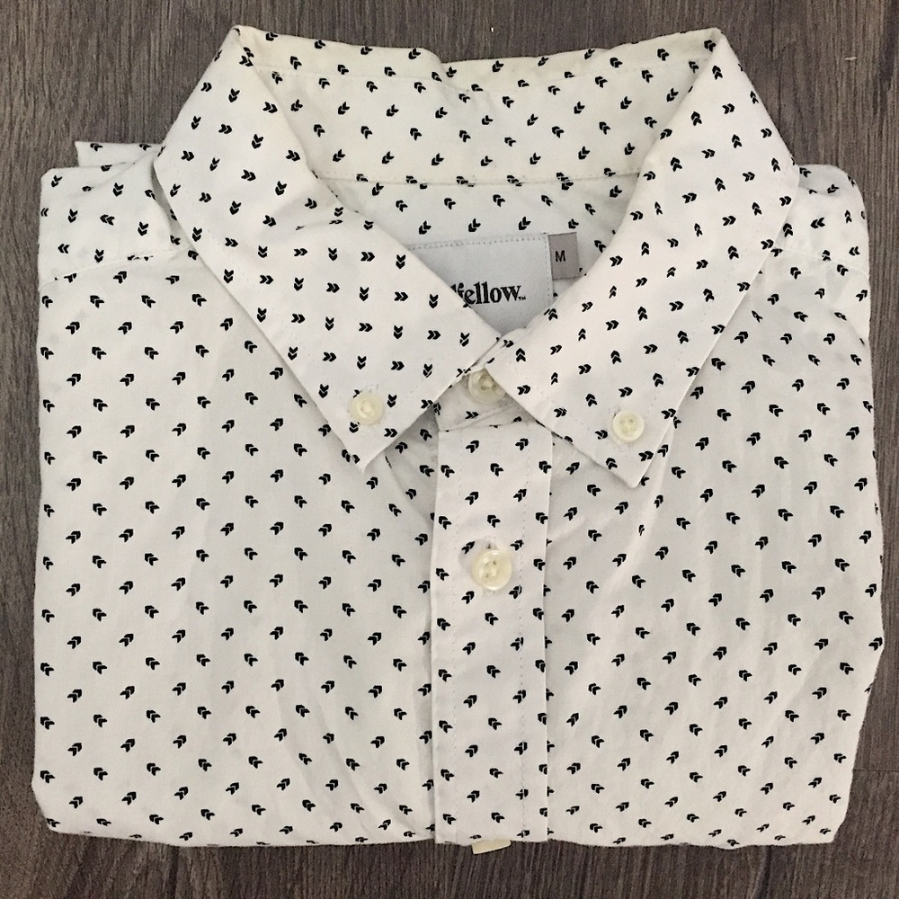 Goodfellow & Co. - short sleeve button-up - Sz M